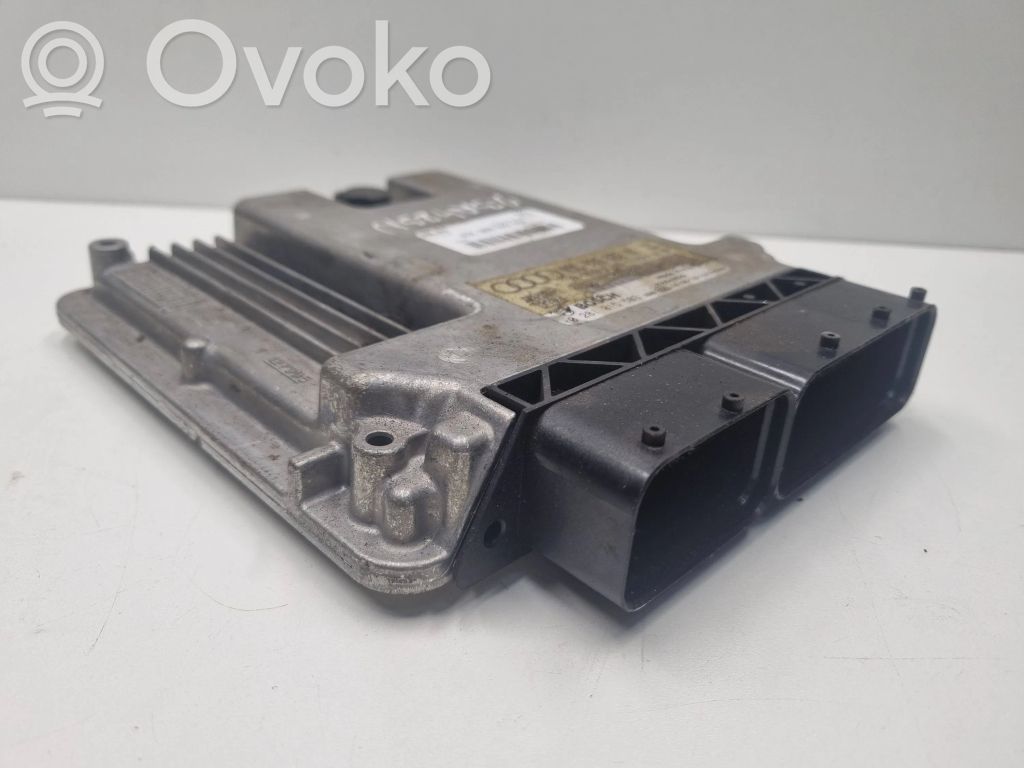 Audi A4 S4 B8 8K Engine control unit/module 