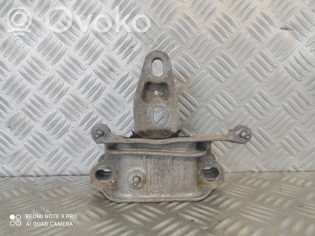 Ford Transit Custom Engine mount bracket 