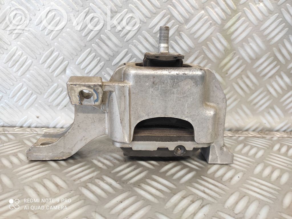 Mini Cooper Countryman R60 Engine mount bracket 