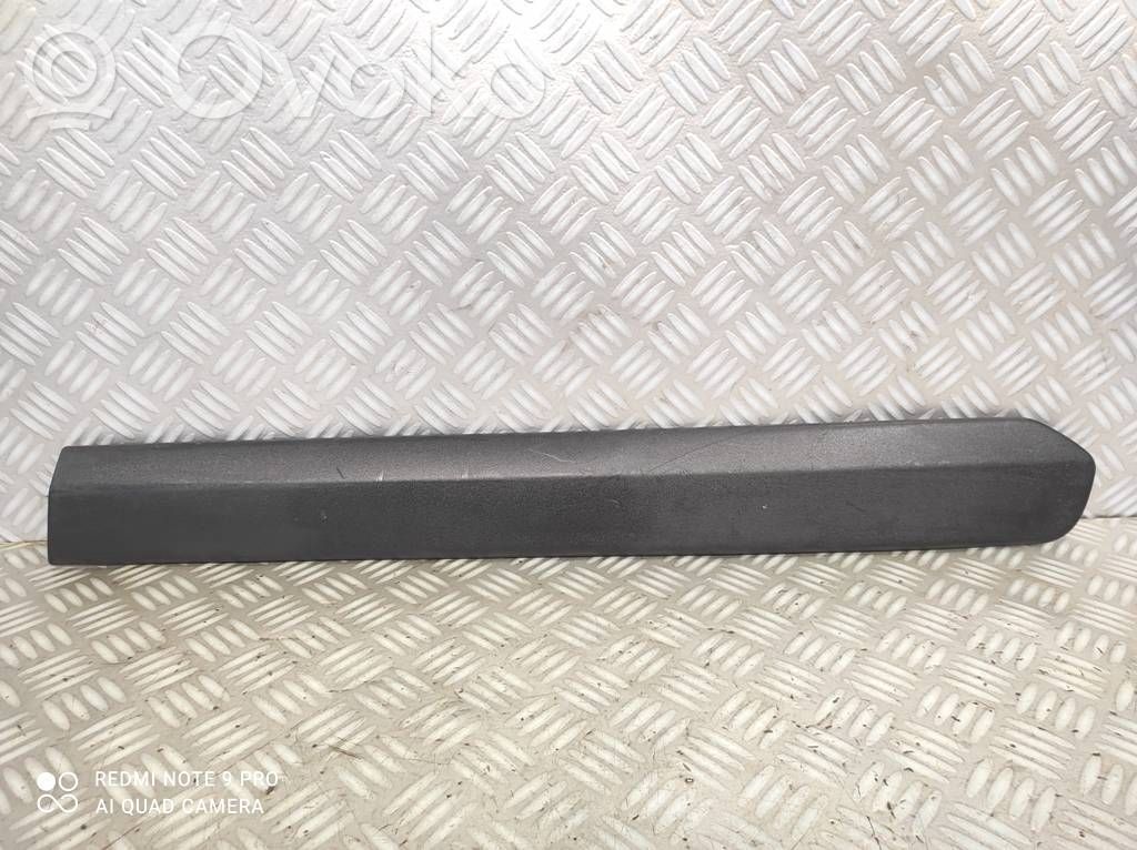 Fiat Doblo Takalokasuojan muotolista 
