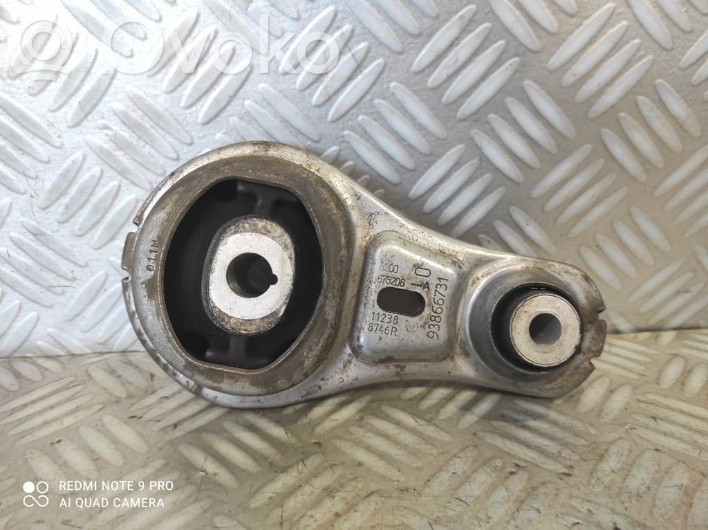 Engine mount bracket   112388746R,112388746R,11238