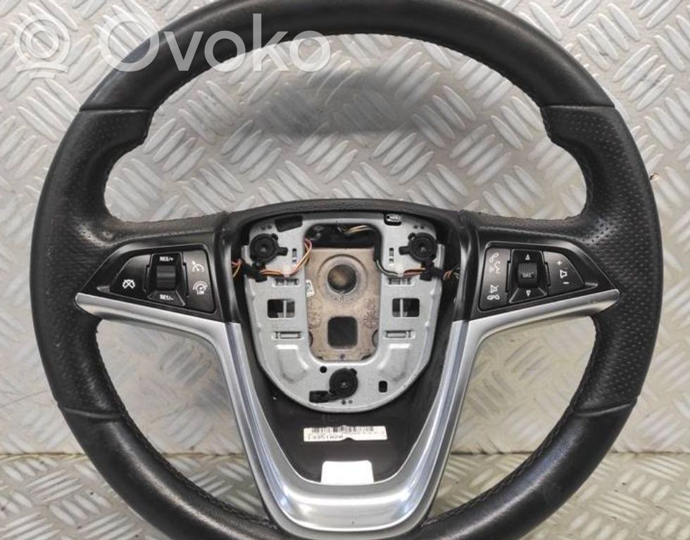 Opel Astra J Steering wheel 