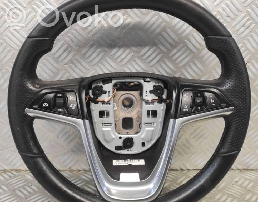 Opel Zafira C Steering wheel 