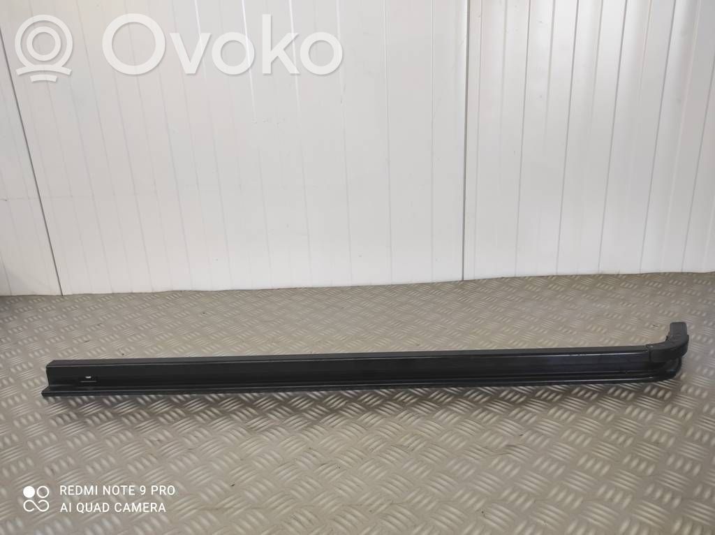 Renault Trafic III (X82) Sliding door middle rail 