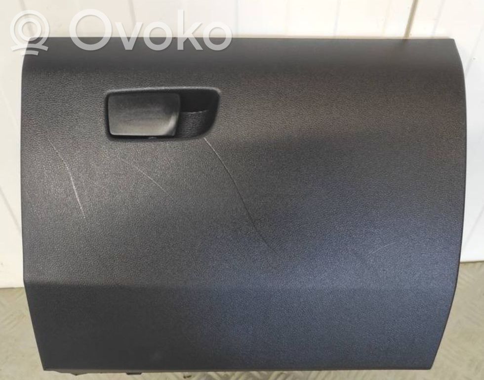 Renault Express Glove box 