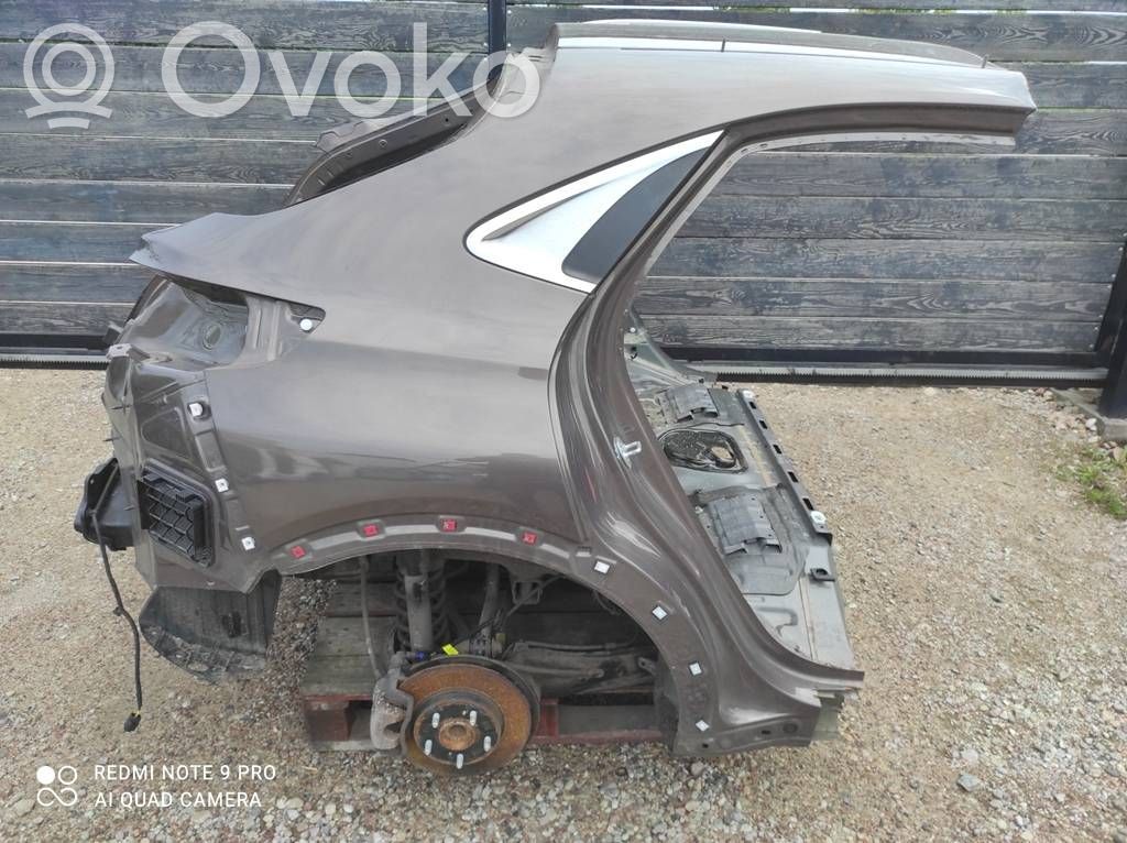 KIA Xceed Takakulmapaneeli 