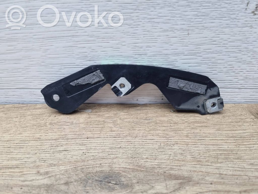 BMW i3 Front bumper mounting bracket 