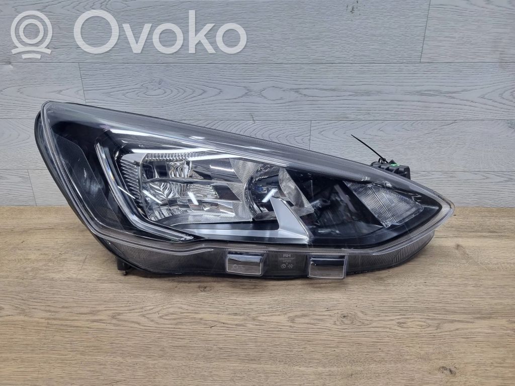 Ford Focus Headlight/headlamp 