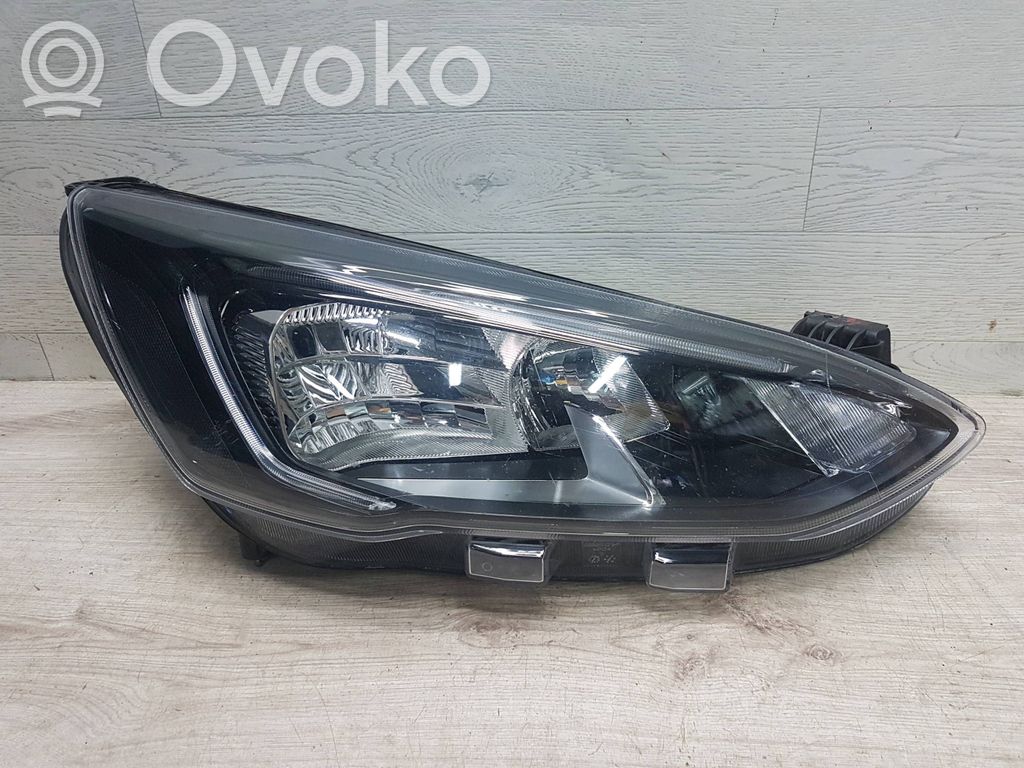 Ford Focus Headlight/headlamp 