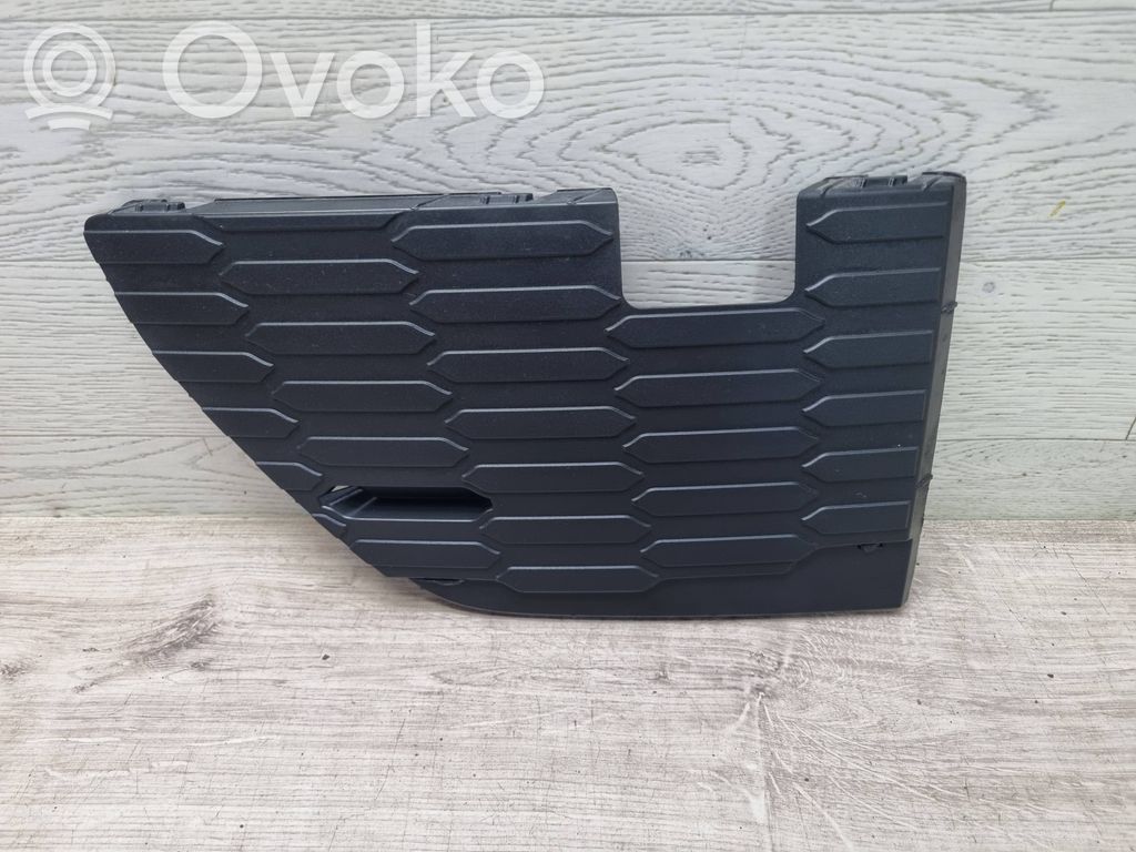 Audi Q7 4M Front bumper lower grill 