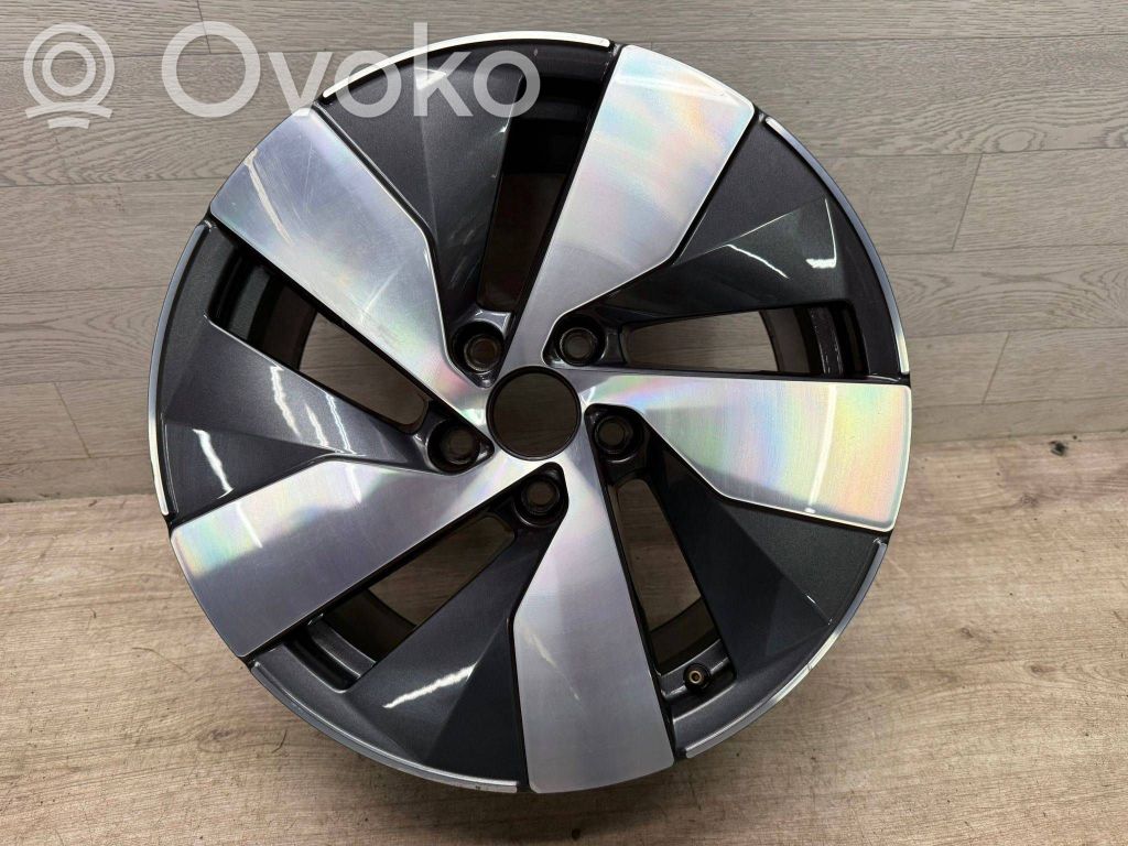 Volkswagen PASSAT B9 Felgi aluminiowe R17 
