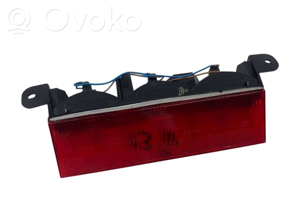 Third/center stoplight   05288748AC