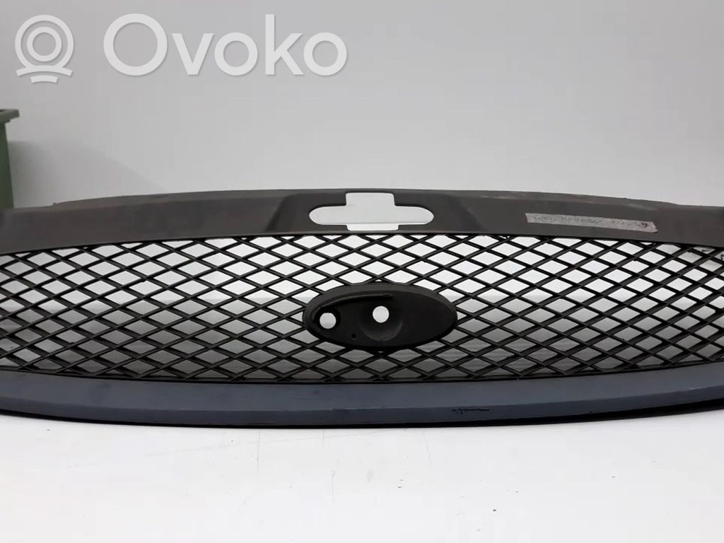 Ford Mondeo Mk III Etusäleikkö 