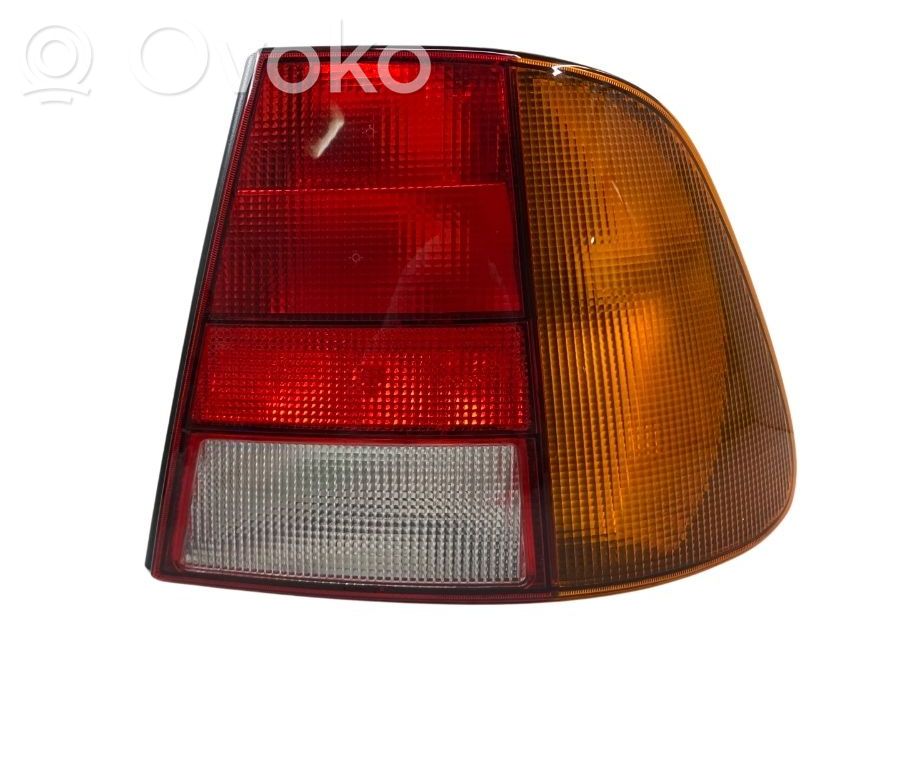 Volkswagen Polo Lampă spate în caroserie 