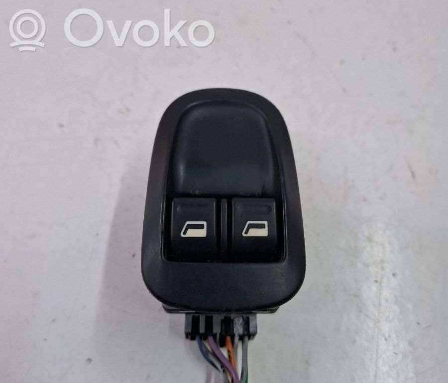 Peugeot 206 CC Electric window control switch 
