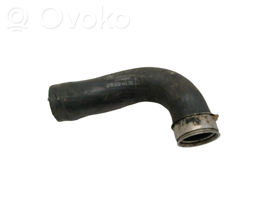 Volkswagen PASSAT B6 Intercooler hose/pipe 