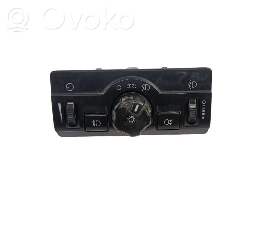 Panel lighting control switch   6G9N13A024GE
