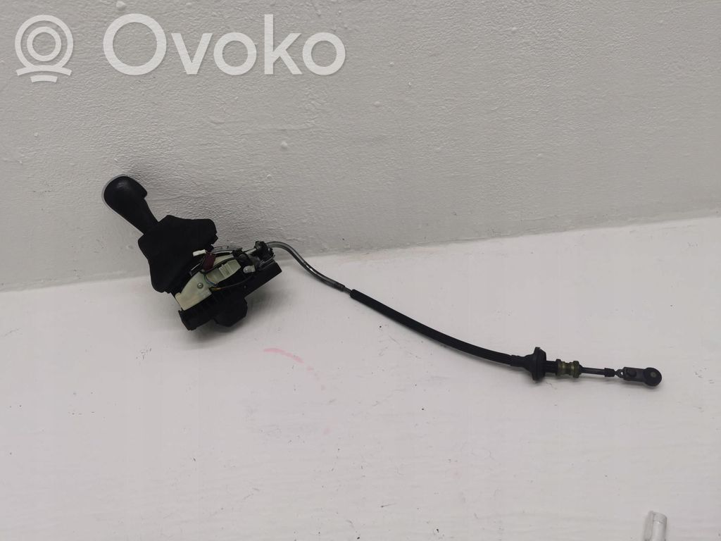 BMW X3 E83 Gear shifter/selector 