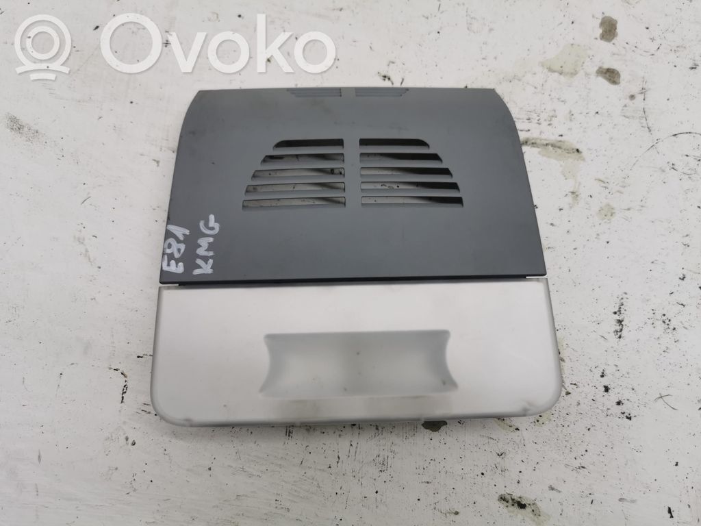 BMW 1 E81 E87 Kattokonsolin valaisinyksikön koristelista 