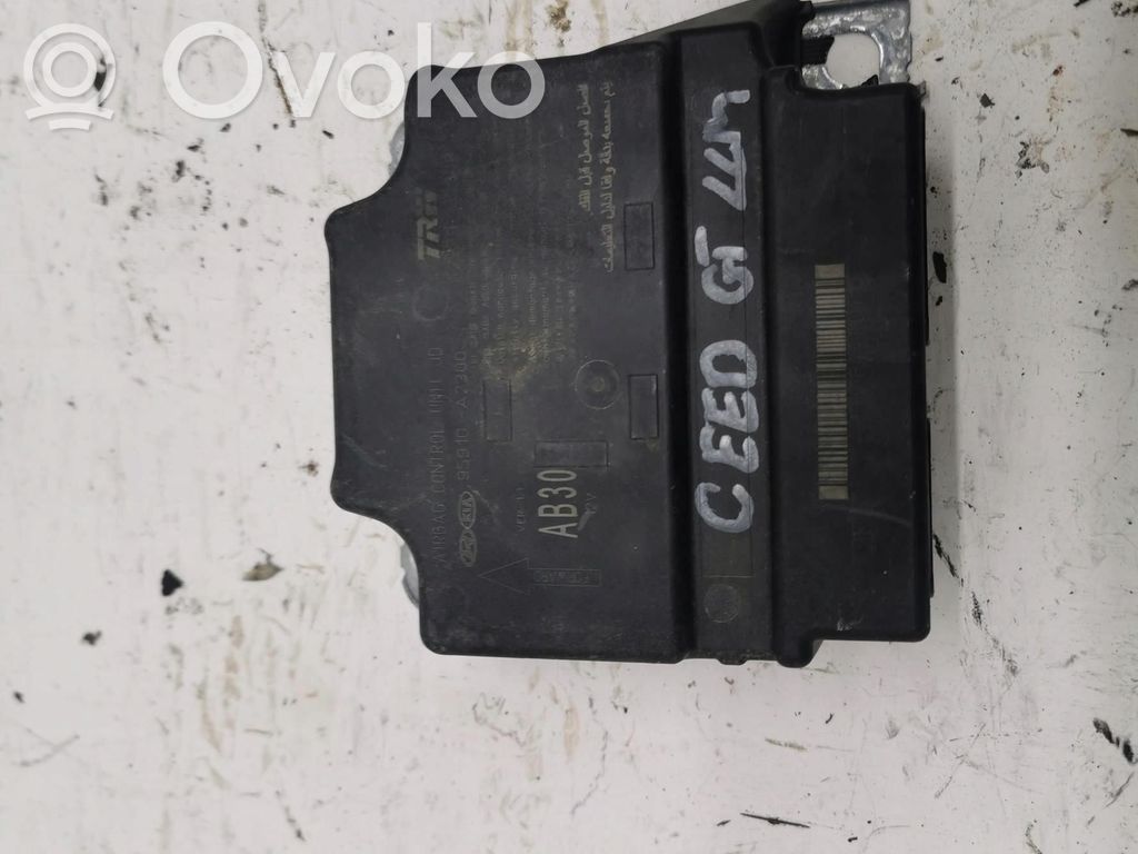 KIA Pro Cee'd II Unidad de control/módulo del Airbag 