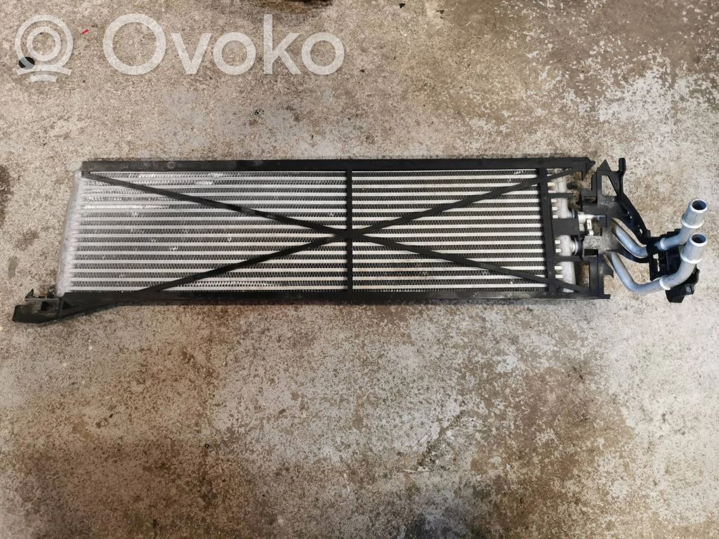 BMW X5 G05 Răcitor de ulei pentru cutia de viteze 