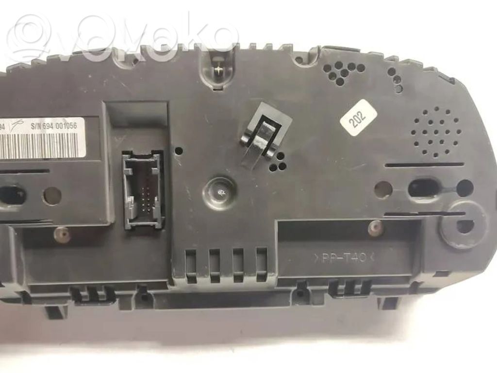 BMW 3 E90 E91 Speedometer (instrument cluster) 