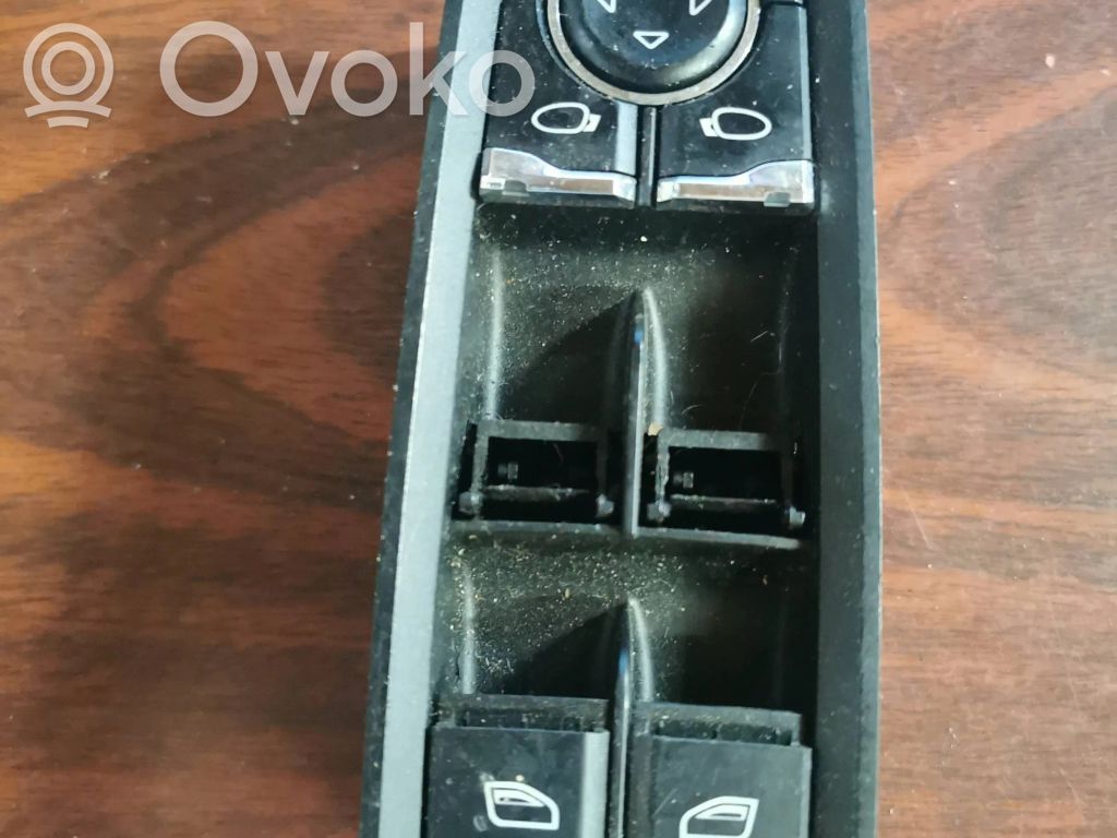 Porsche Cayenne (92A) Electric window control switch 