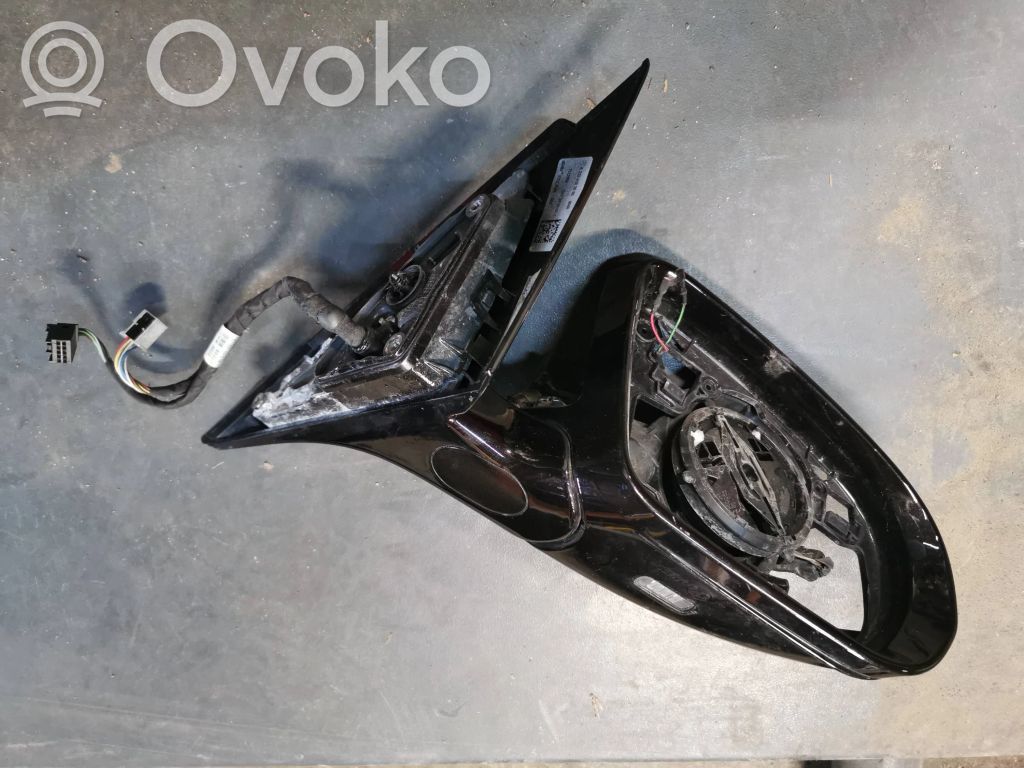 Mercedes-Benz E W213 Elektryczne lusterko boczne drzwi przednich 