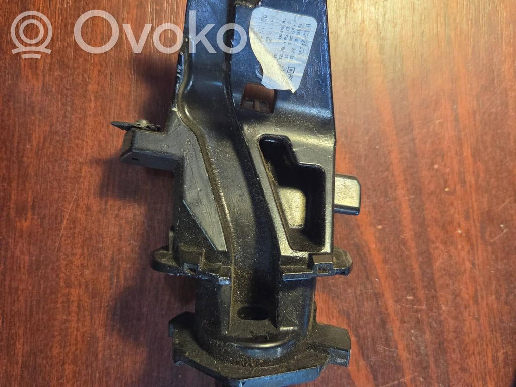 Element lusterka bocznego drzwi przednich   233656086