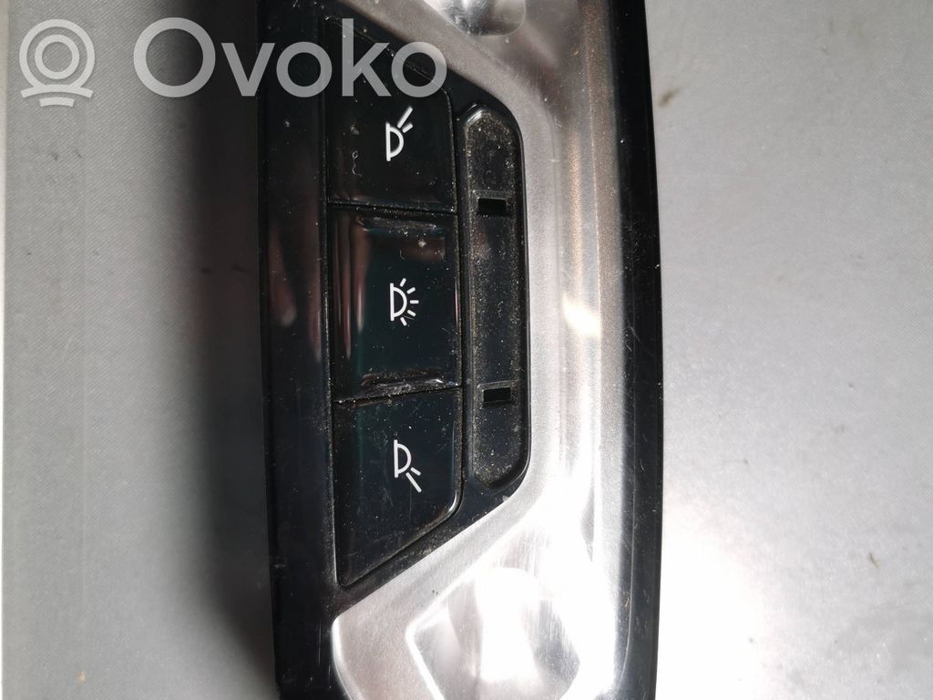 BMW 3 G20 G21 Rear seat light 