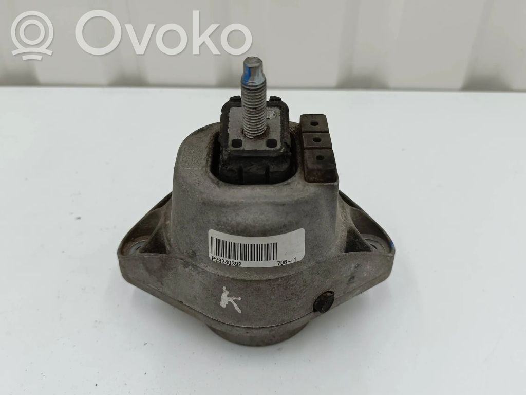 Chevrolet Camaro Engine mount bracket 