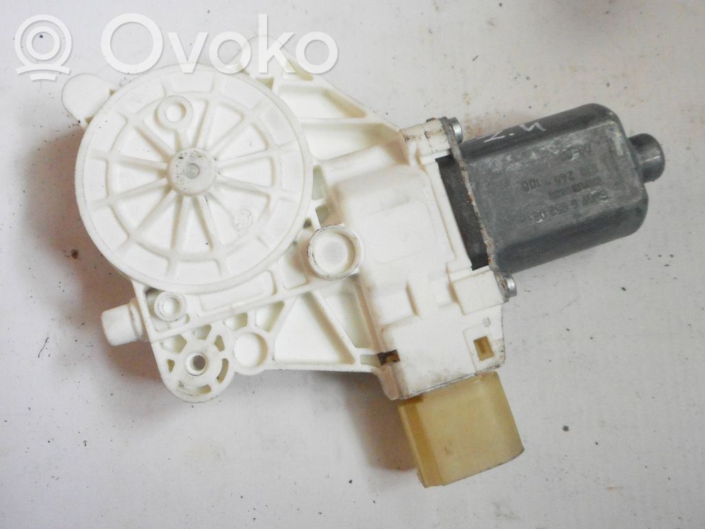 BMW Z4 E89 Front door window regulator motor 
