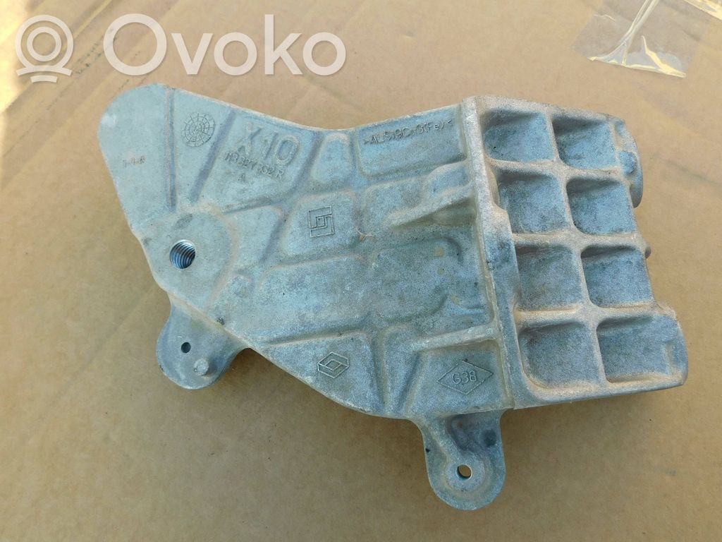 Renault Zoe Gearbox mounting bracket 