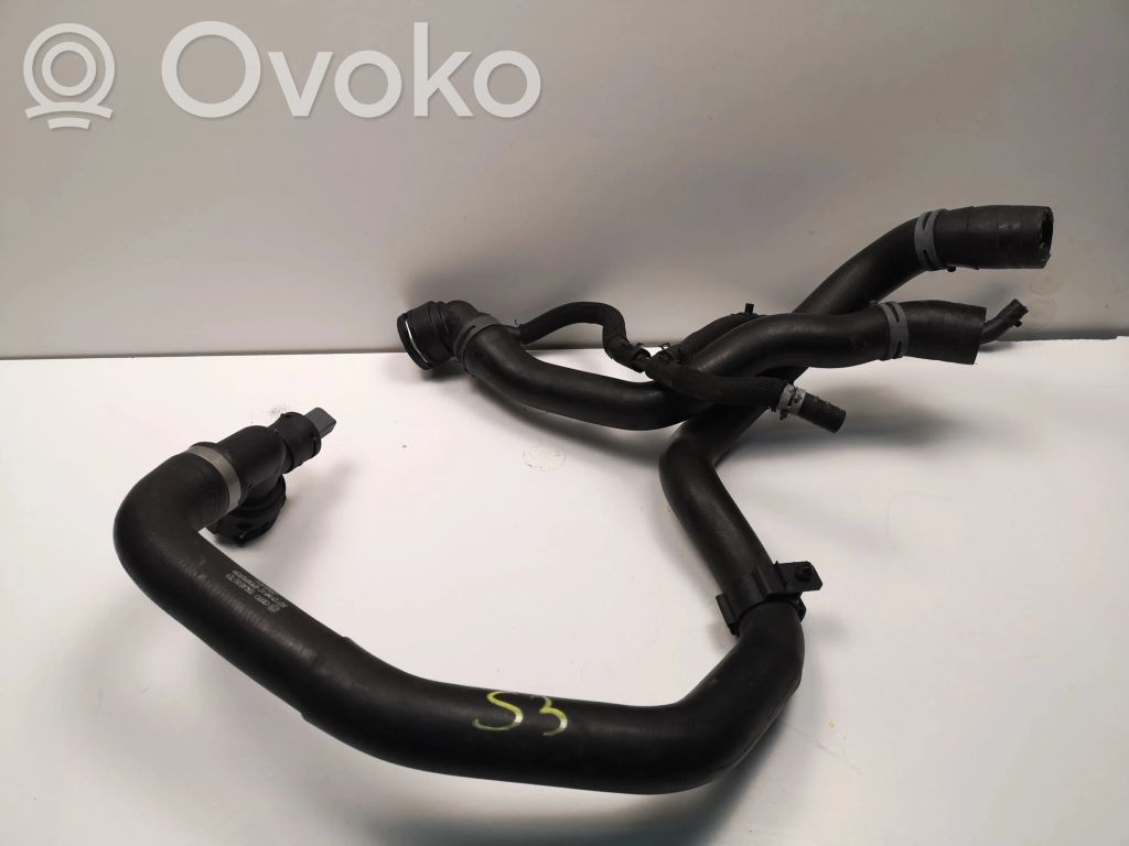 Volkswagen Golf VII Tubo flessibile del liquido di raffreddamento del motore 