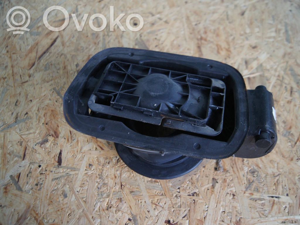 Fuel tank cap   7117982,608298