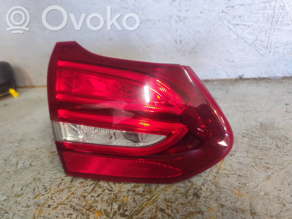 Mercedes-Benz C W205 Lampy tylnej klapy bagażnika 