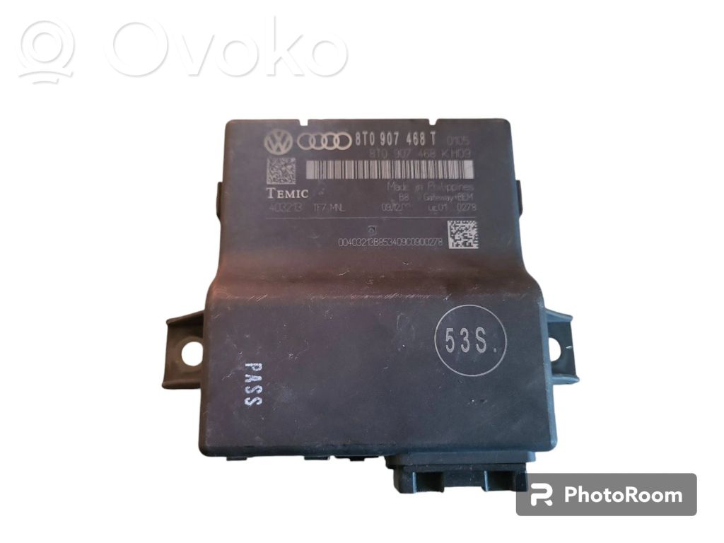 Audi A5 8T 8F Gateway control module 