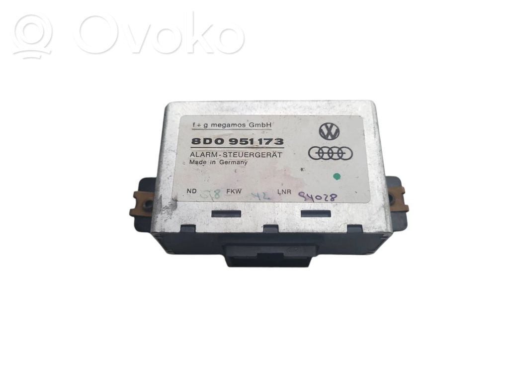 Audi A4 S4 B5 8D Alarm control unit/module 