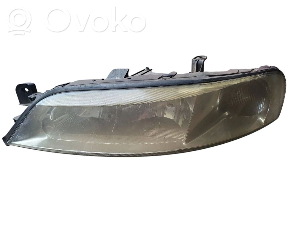 Phare frontale   39350748