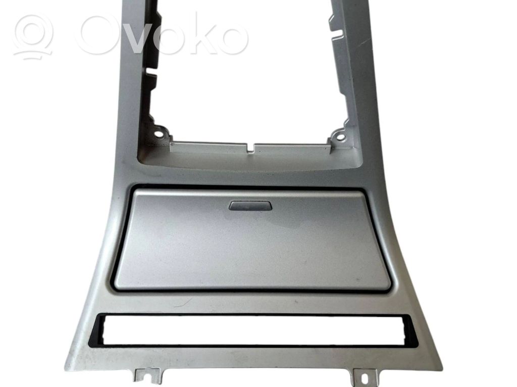 Ashtray (front)   22167210,528506