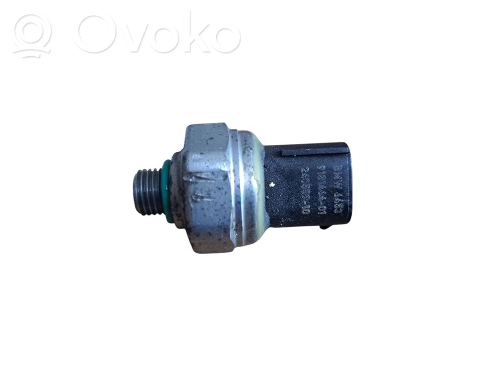 BMW 3 F30 F35 F31 Air conditioning (A/C) pressure sensor 