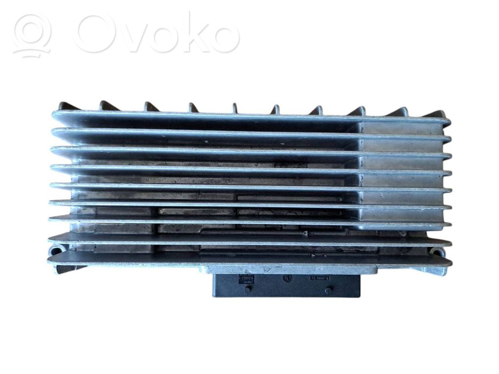 Audi A5 8T 8F Vahvistin 