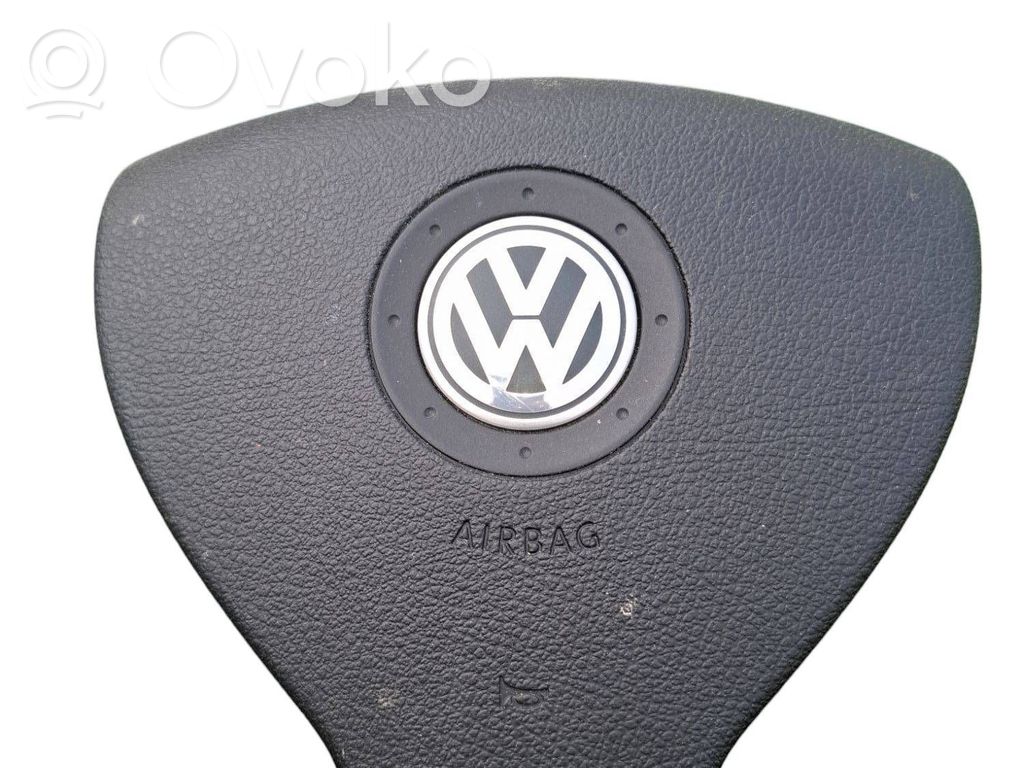 Volkswagen PASSAT B6 Vairo oro pagalvė 