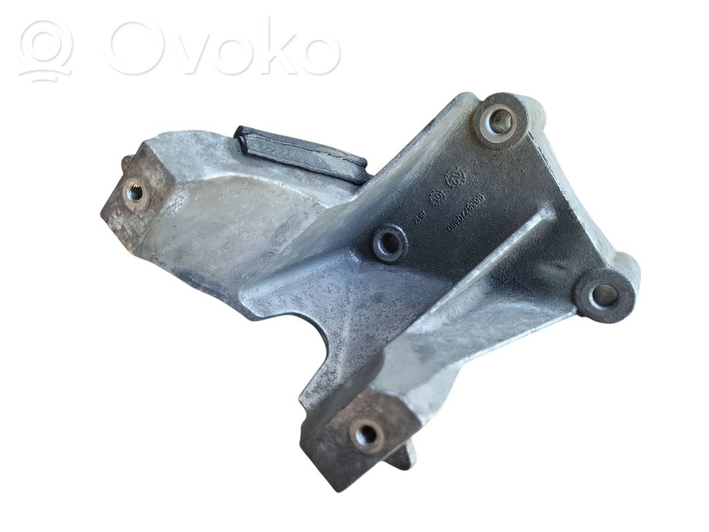 Peugeot 307 Fuel pump bracket 