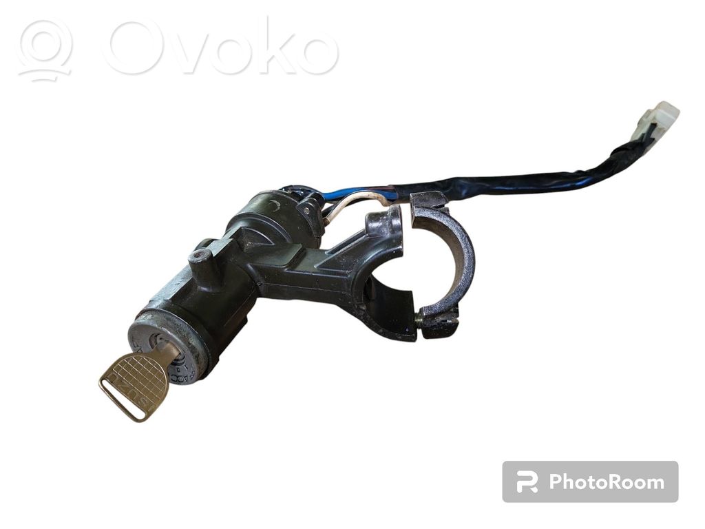 Isuzu Trooper Ignition lock 