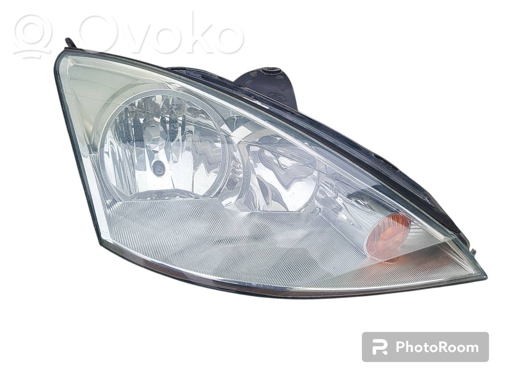 Ford Focus Headlight/headlamp 