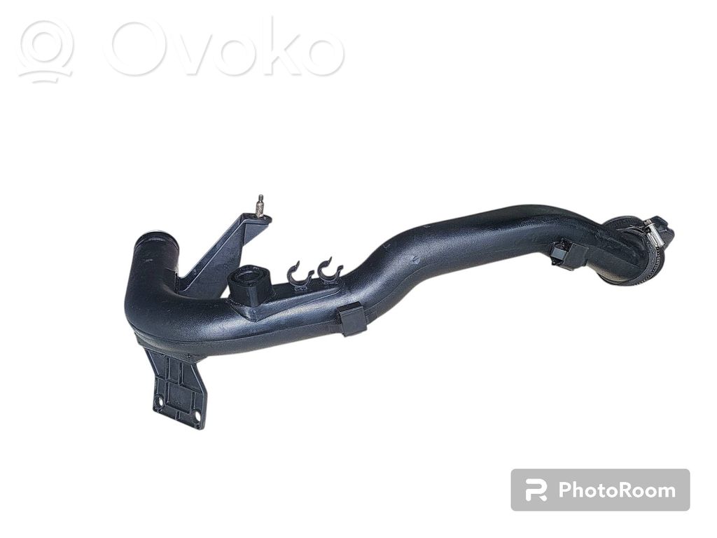 Volkswagen PASSAT B5 Intercooler hose/pipe 