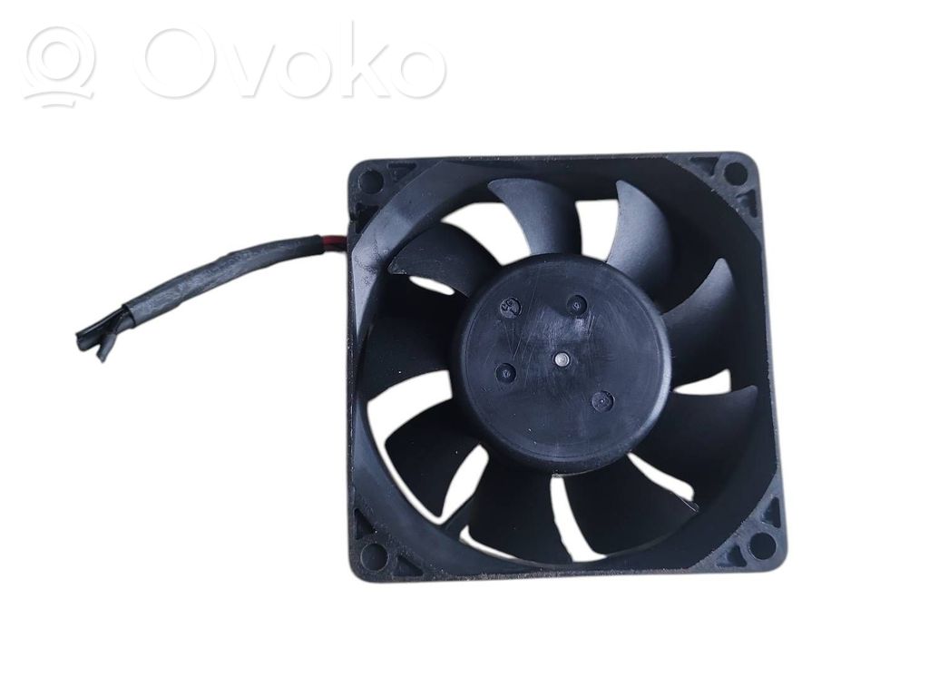 BMW i3 Engine control unit/module fan 