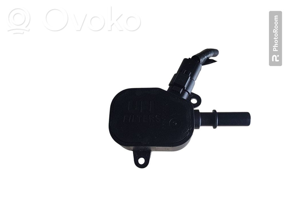 Volvo V50 Fuel pressure regulator 