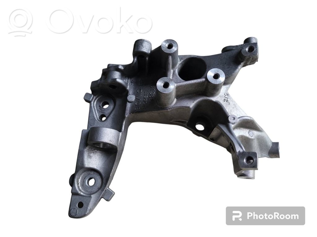 Peugeot 3008 I Engine mounting bracket 